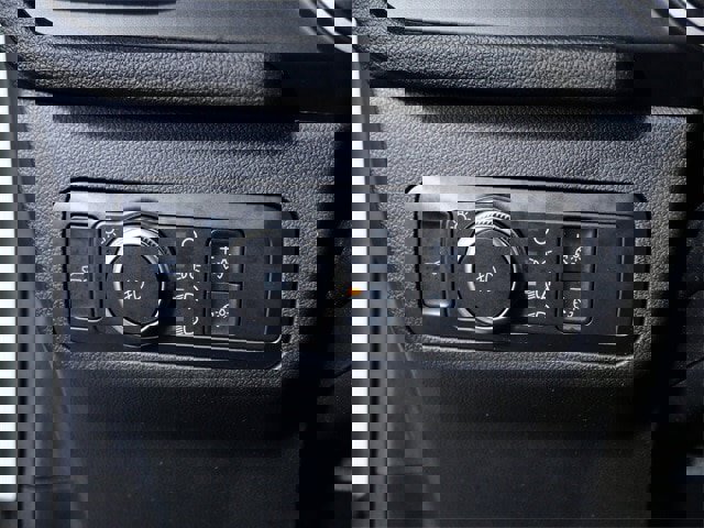 Certified 2022 Ford Escape SEL w/ Equipment Group 302A image 23