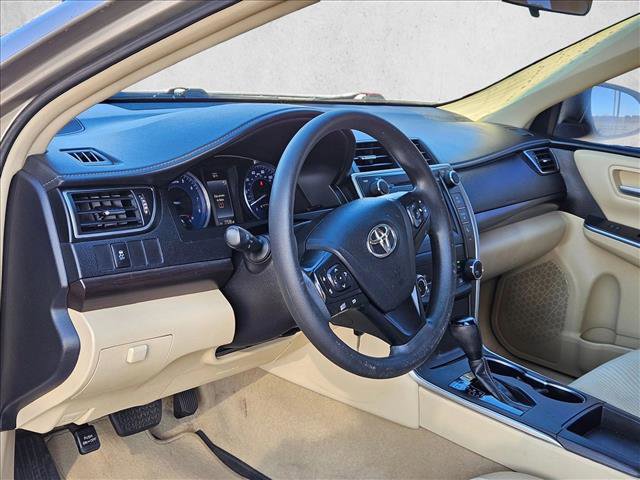 Used 2017 Toyota Camry LE image 9