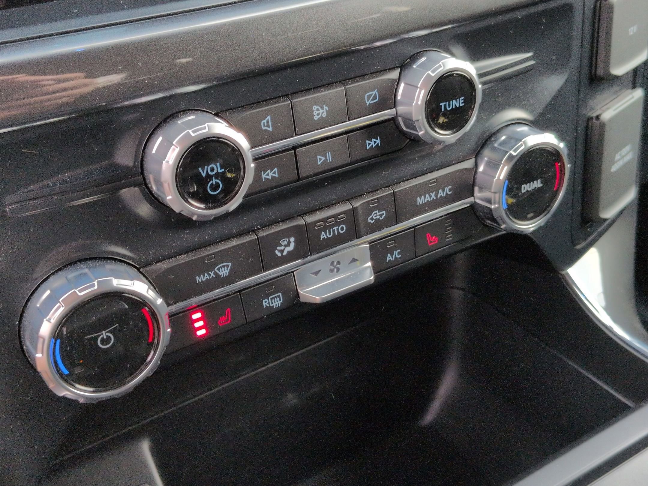 Certified 2023 Ford F150 XLT w/ Equipment Group 302A High image 23