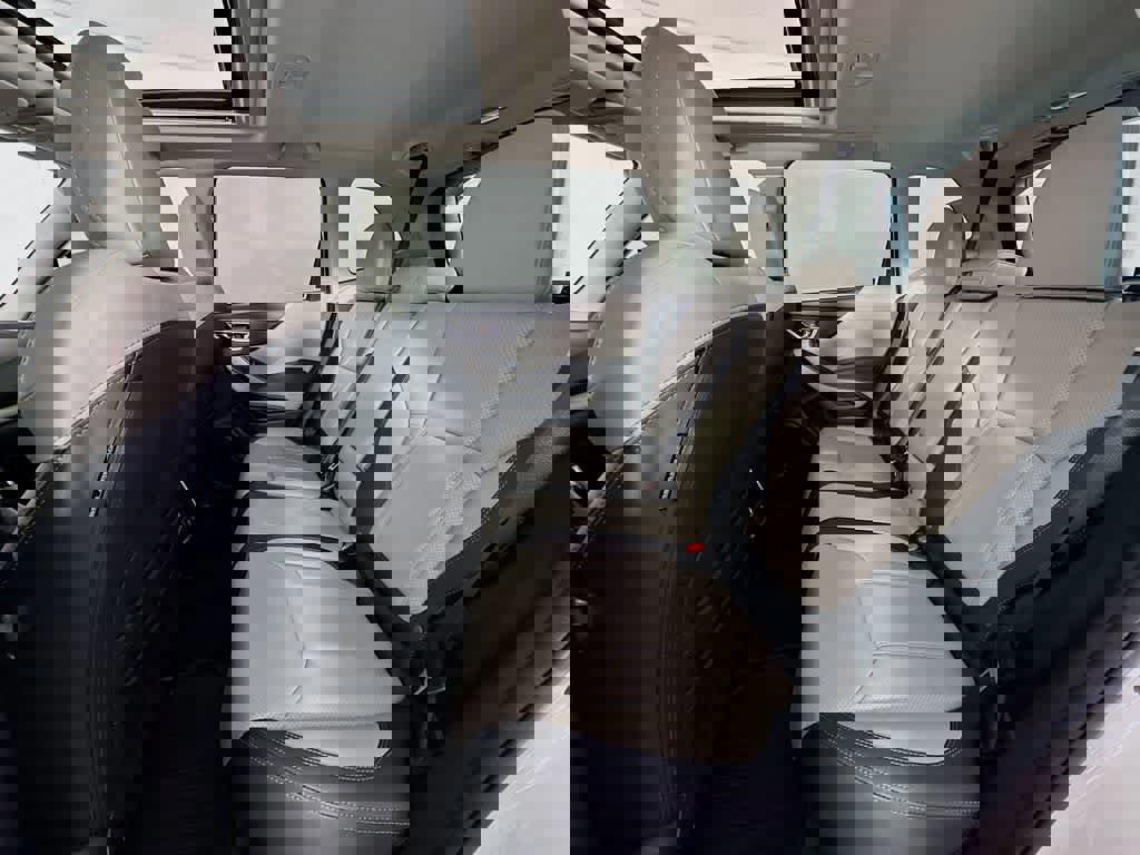 Used 2023 Subaru Forester Limited image 17