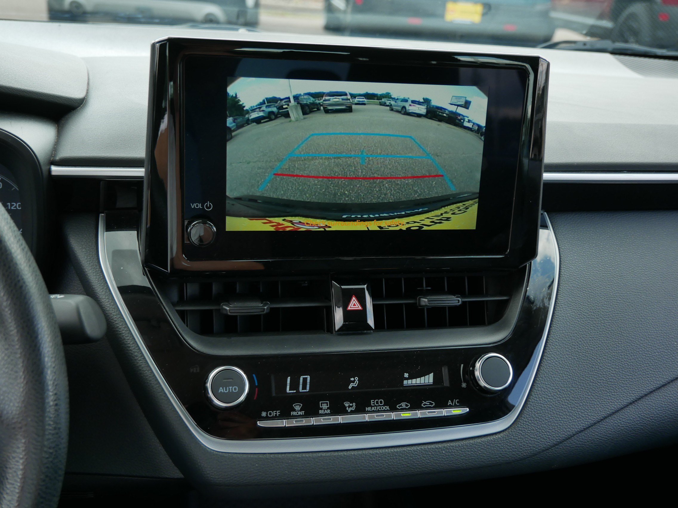 Used 2024 Toyota Corolla LE FWD image 31