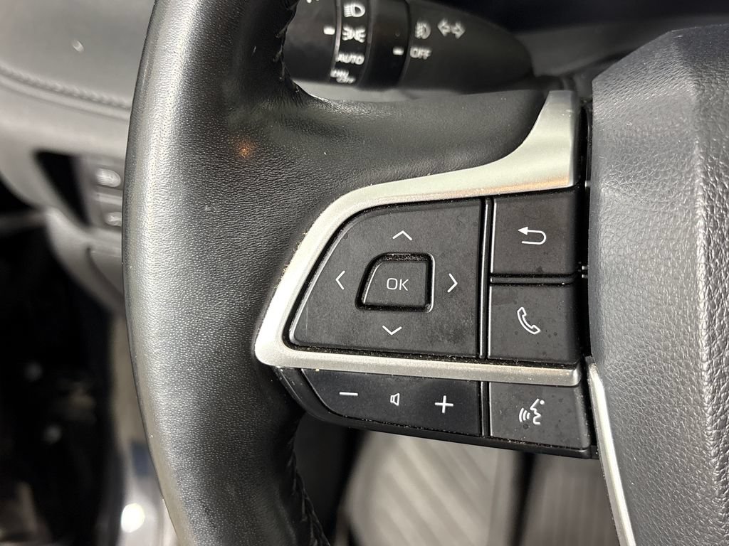 Used 2023 Toyota Highlander Limited AWD/4WD image 17