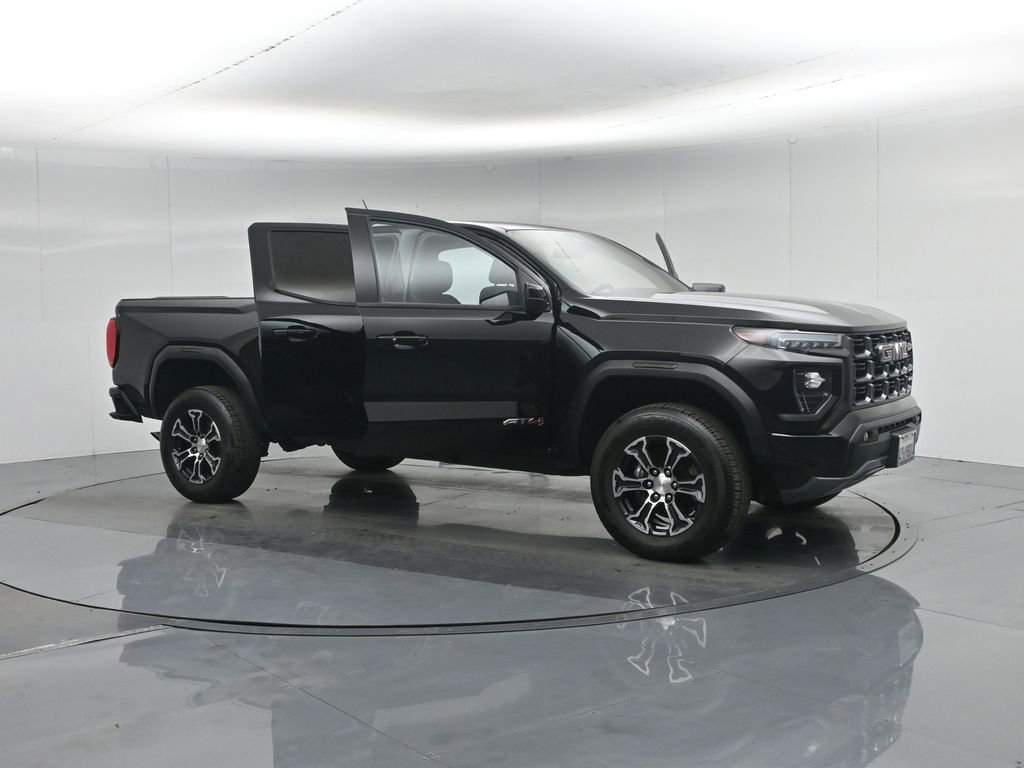 Used 2023 GMC Canyon AT4 image 36