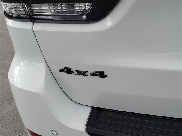 Used 2021 Jeep Grand Cherokee Laredo X image 25