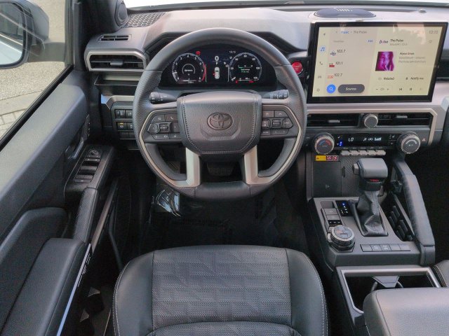 Used 2026 Toyota 4Runner TRD Off-Road Premium AWD/4WD image 17