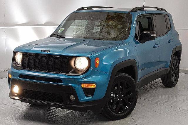 Used 2022 Jeep Renegade Altitude w/ Sun/Sound Group AWD/4WD image 6