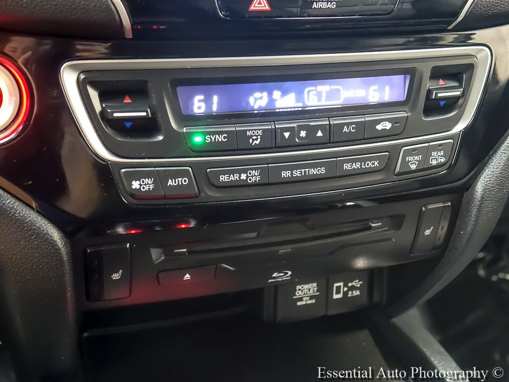 Used 2020 Honda Pilot Touring image 22