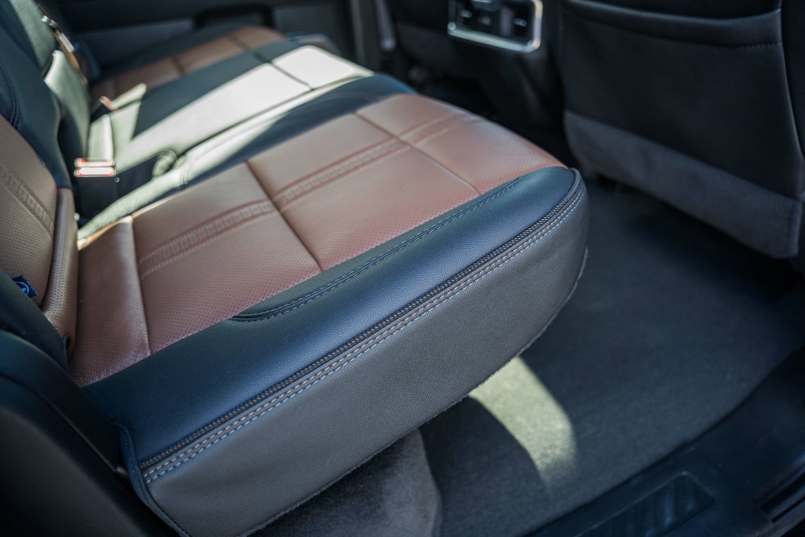 Used 2024 Chevrolet Silverado 3500 High Country w/ High Country Premium Package image 50