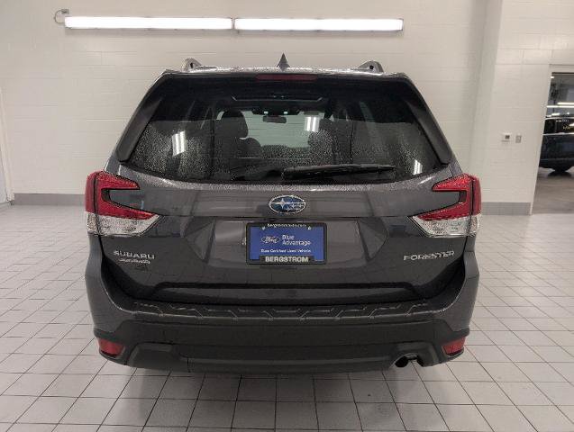 Used 2023 Subaru Forester Premium AWD/4WD image 25