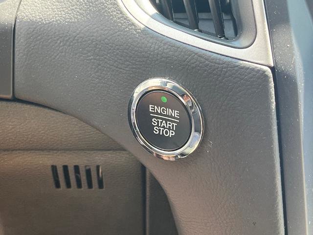 Certified 2024 Ford Edge SE image 10