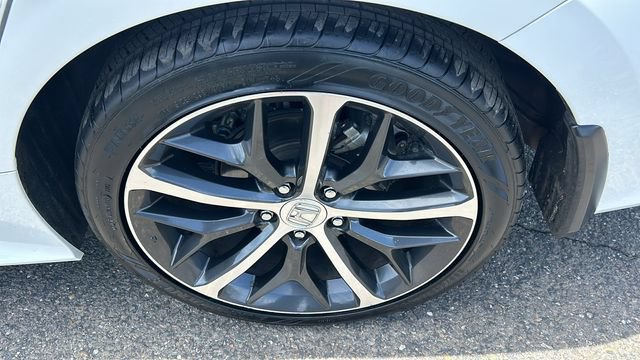 Used 2024 Honda Civic Touring image 6