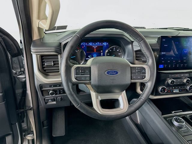Certified 2024 Ford Expedition Max XLT image 25