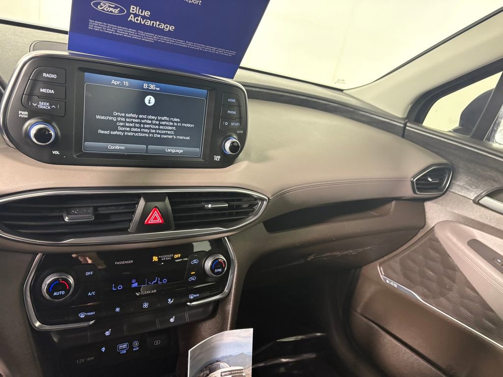 Used 2020 Hyundai Santa Fe SEL w/ Convenience Package image 18