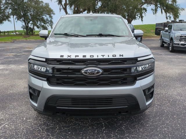 Certified 2023 Ford Expedition Limited AWD/4WD image 3