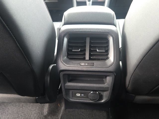 Used 2023 Volkswagen Tiguan SE R-Line AWD/4WD image 20