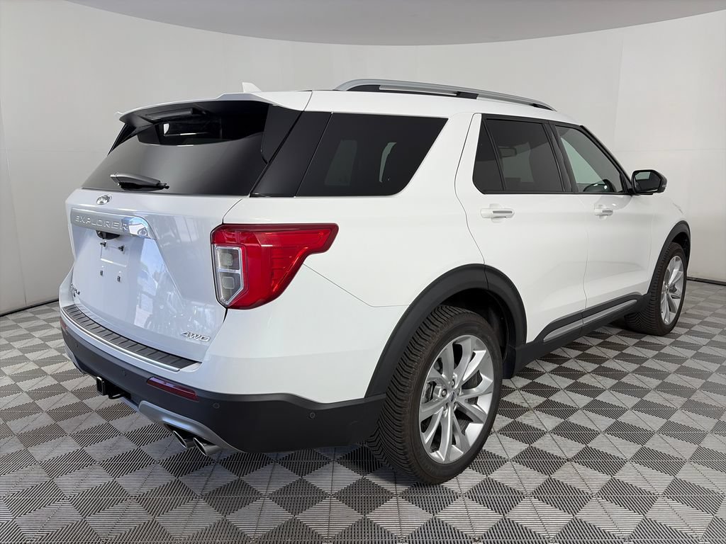 Certified 2022 Ford Explorer Platinum w/ Equipment Group 601A AWD/4WD image 7