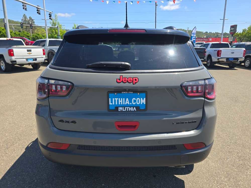 Used 2021 Jeep Compass Limited AWD/4WD image 4