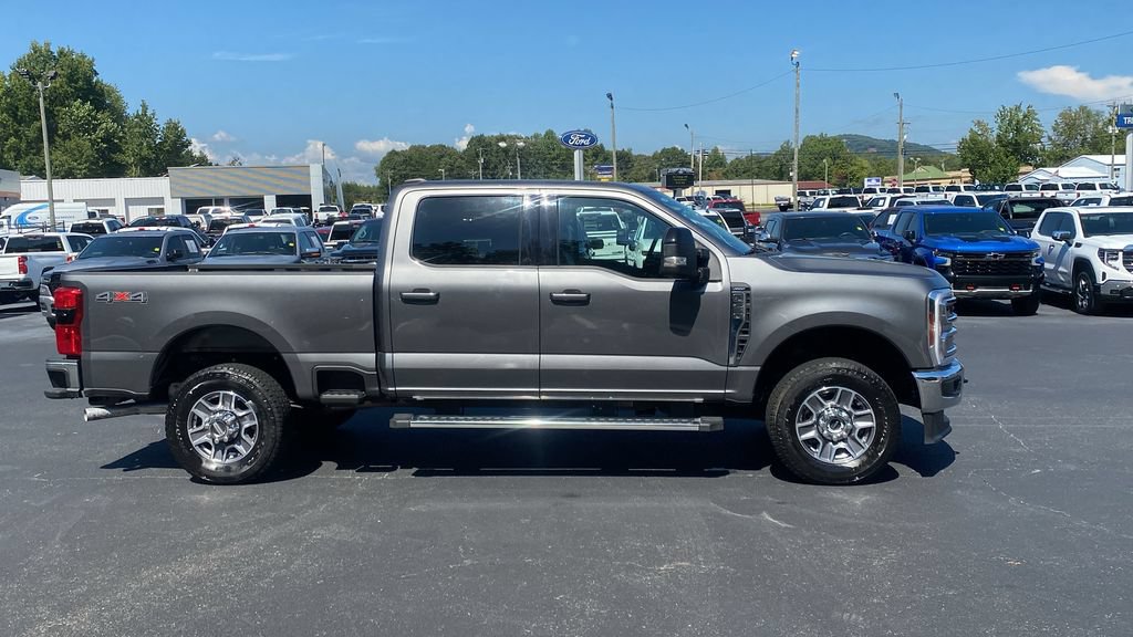 Certified 2025 Ford F350 Lariat AWD/4WD image 4