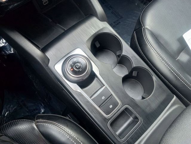 Certified 2024 Ford Escape Platinum AWD/4WD image 26