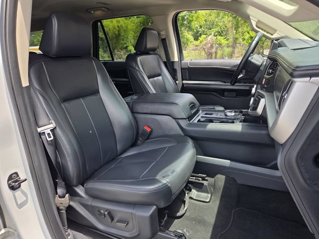 Certified 2024 Ford Expedition Max XLT RWD image 16