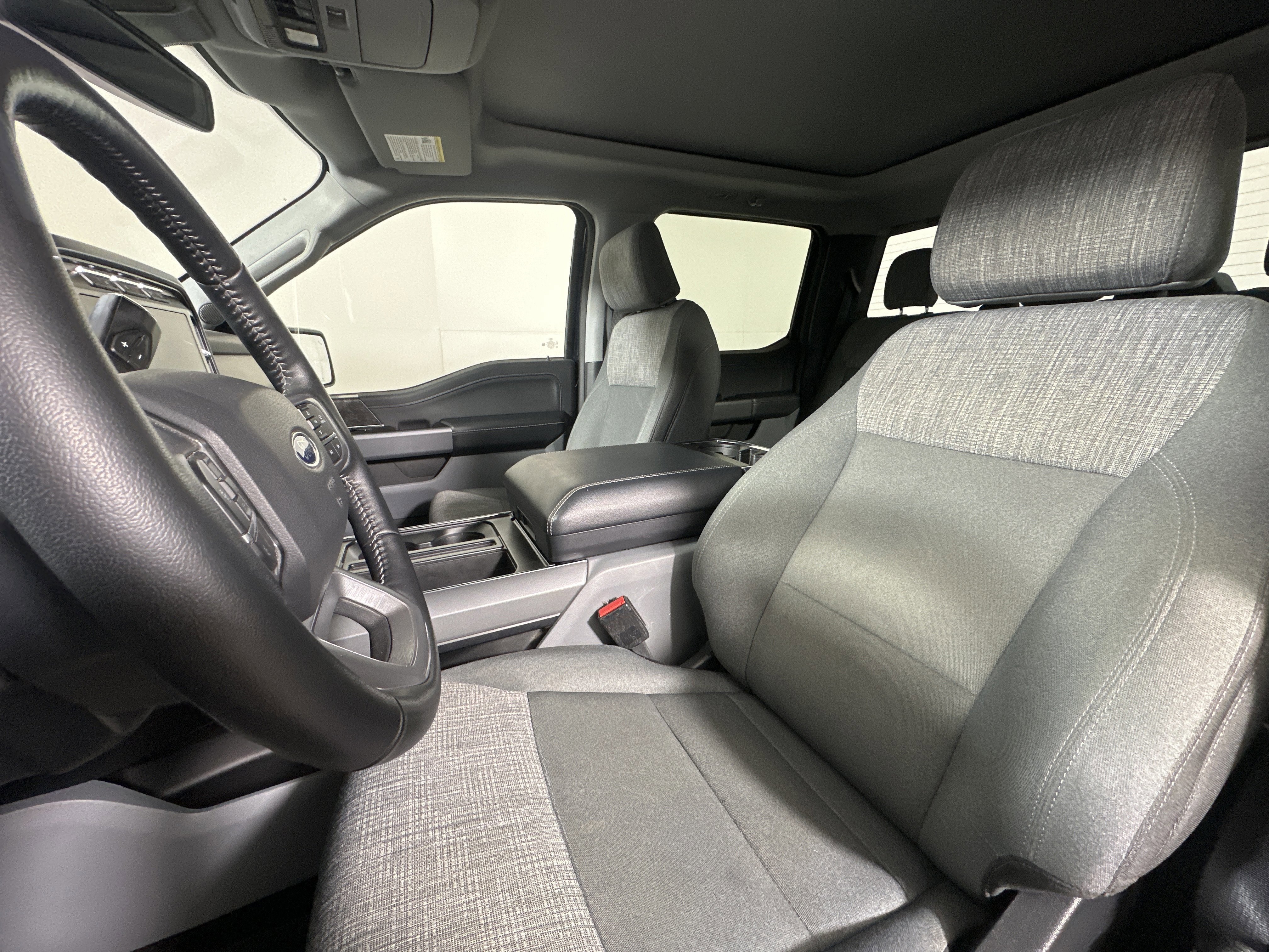 Certified 2022 Ford F150 XLT w/ Equipment Group 302A High image 9