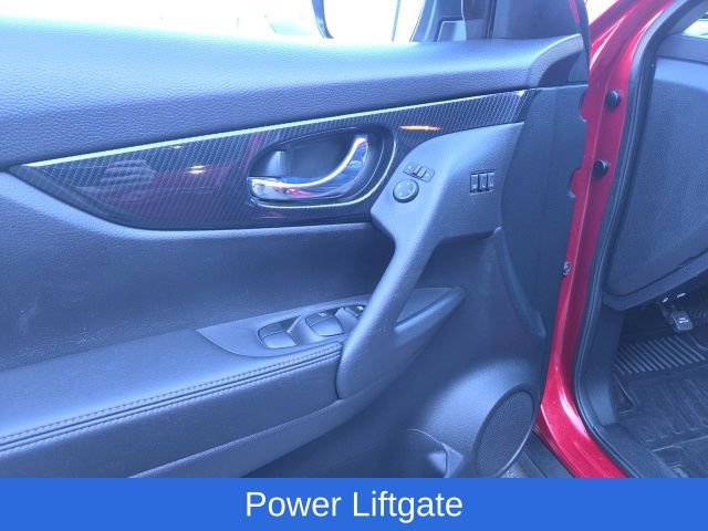 Used 2017 Nissan Rogue SL w/ SL Premium Package AWD/4WD image 15