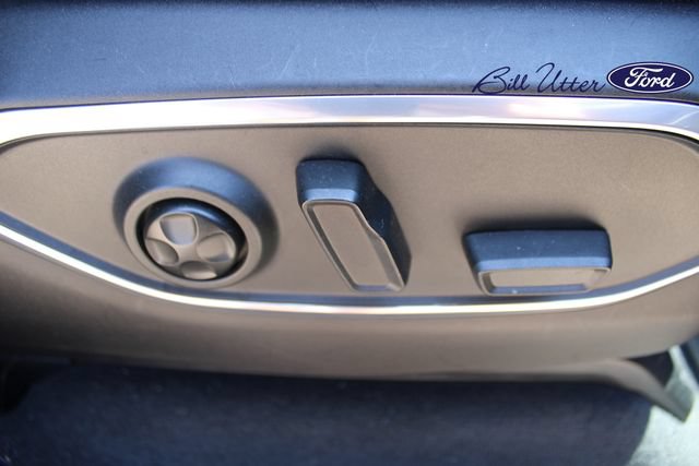 Used 2022 Jeep Wagoneer Series II w/ Rear Seat Video Group 1 RWD image 10