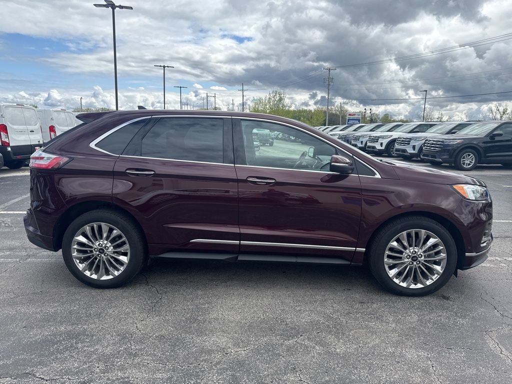 Certified 2020 Ford Edge Titanium w/ Equipment Group 301A AWD/4WD image 2