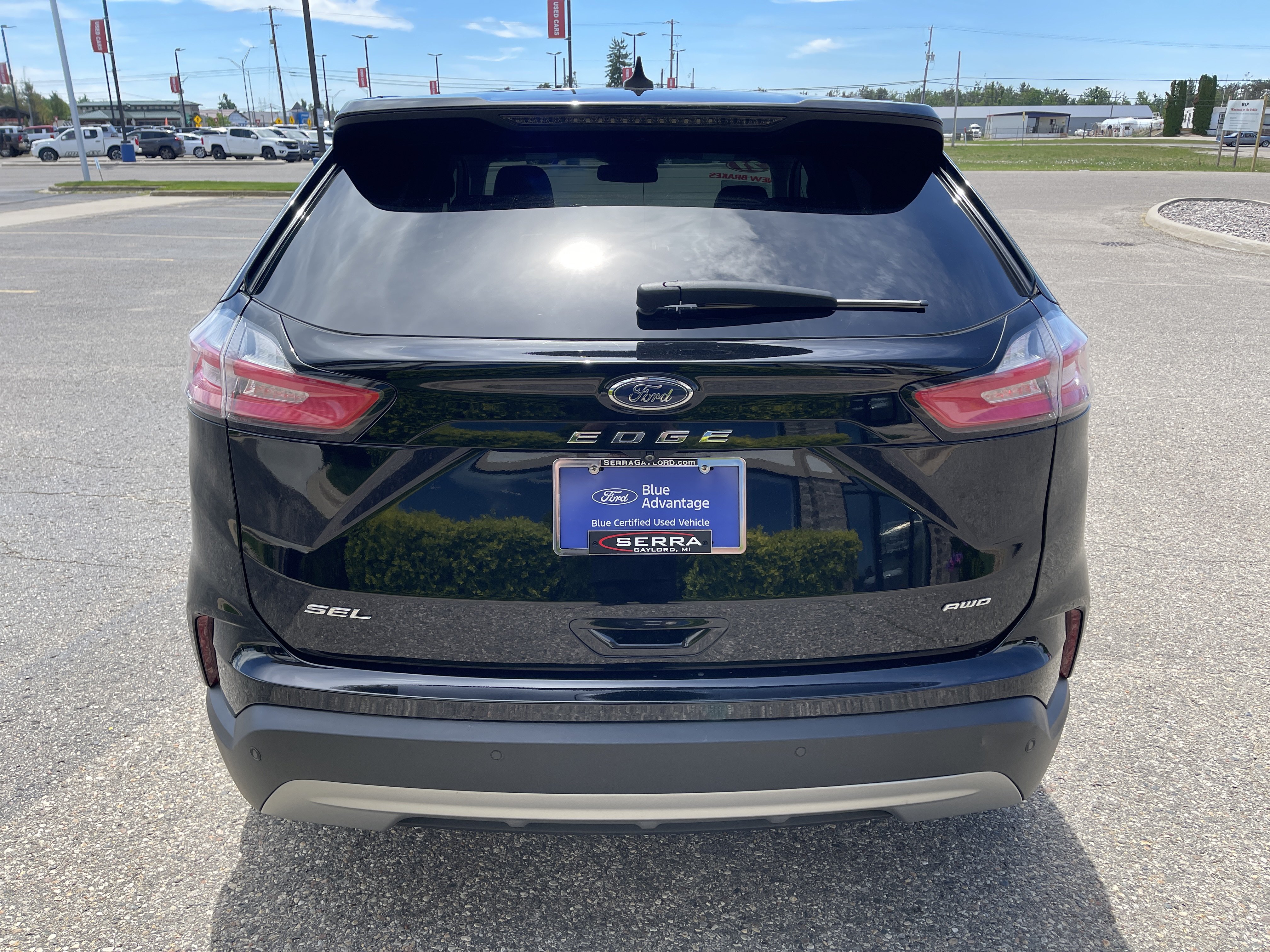 Certified 2021 Ford Edge SEL w/ Convenience Package AWD/4WD image 4