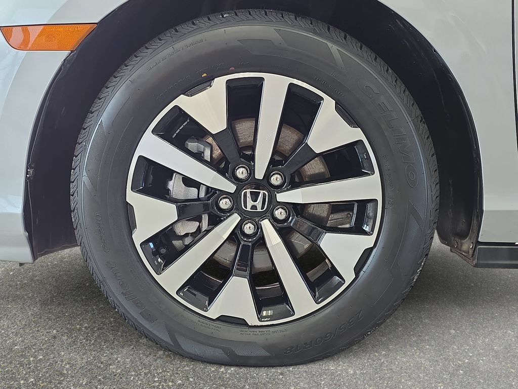 Used 2025 Honda Odyssey EX-L image 30