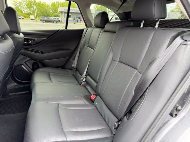 Used 2020 Subaru Outback Limited XT w/ Popular Package #2 AWD/4WD image 28