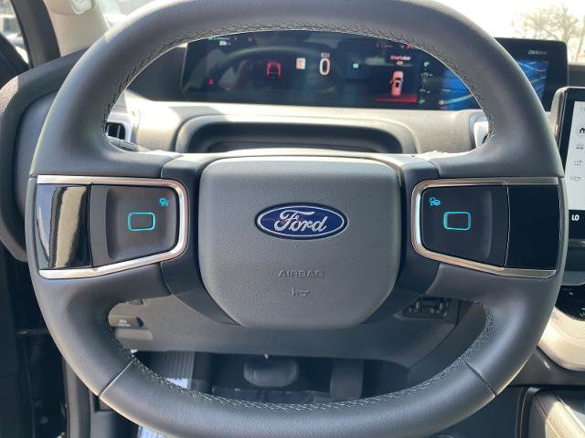 Certified 2025 Ford Expedition Active image 18