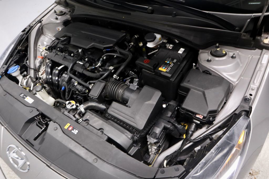Used 2023 Hyundai Elantra SEL FWD image 17