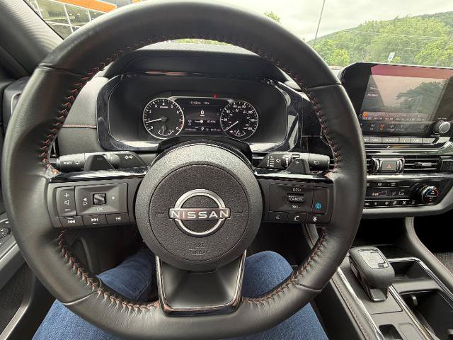 Used 2023 Nissan Pathfinder Rock Creek AWD/4WD image 6
