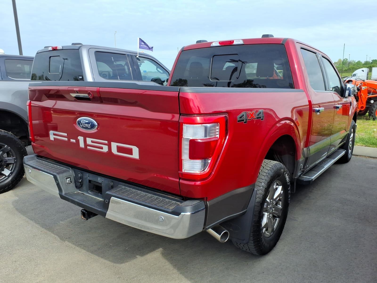 Certified 2022 Ford F150 Lariat w/ Equipment Group 502A High image 3