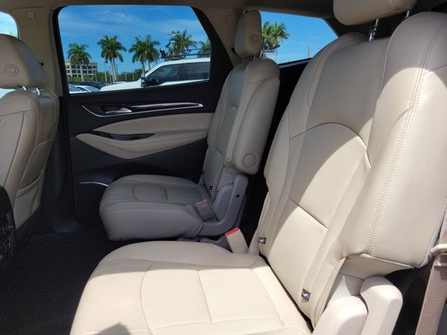 Used 2018 Buick Enclave Premium w/ Experience Buick Package FWD image 16