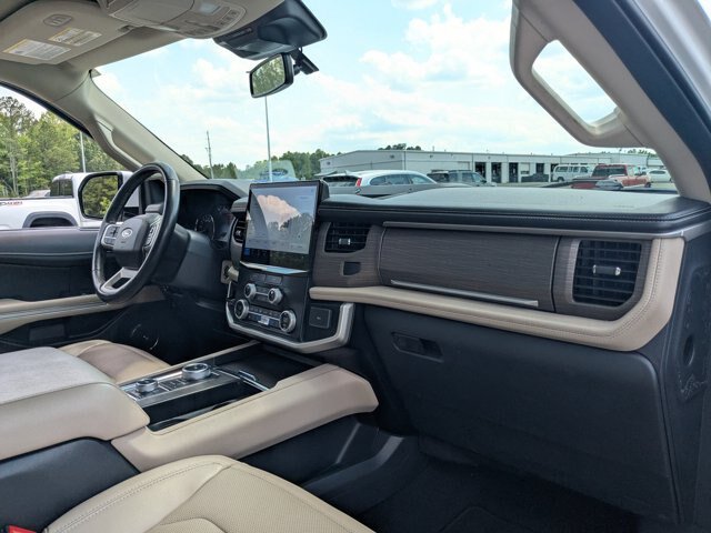 Certified 2024 Ford Expedition Limited AWD/4WD image 38