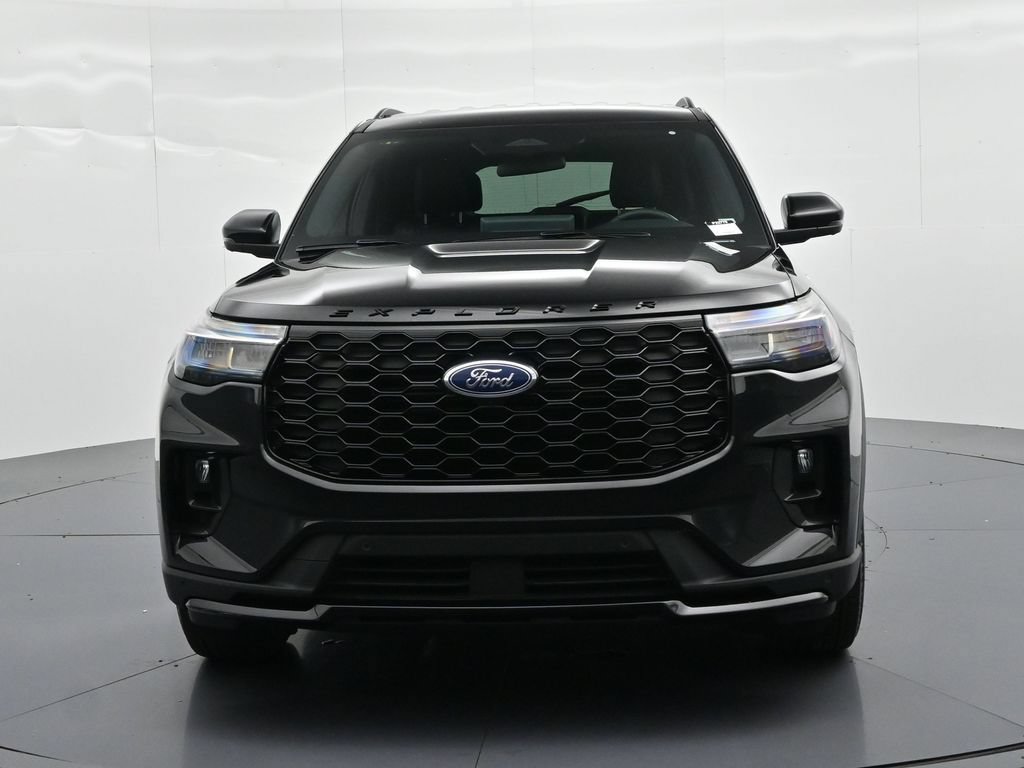 Certified 2026 Ford Explorer ST-Line AWD/4WD image 3