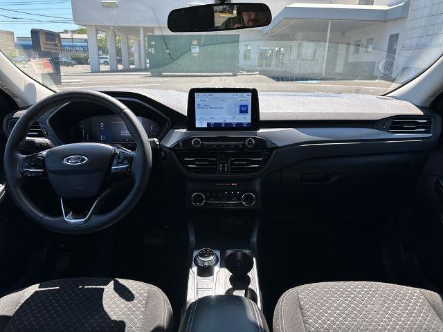 Certified 2023 Ford Escape Active AWD/4WD image 17