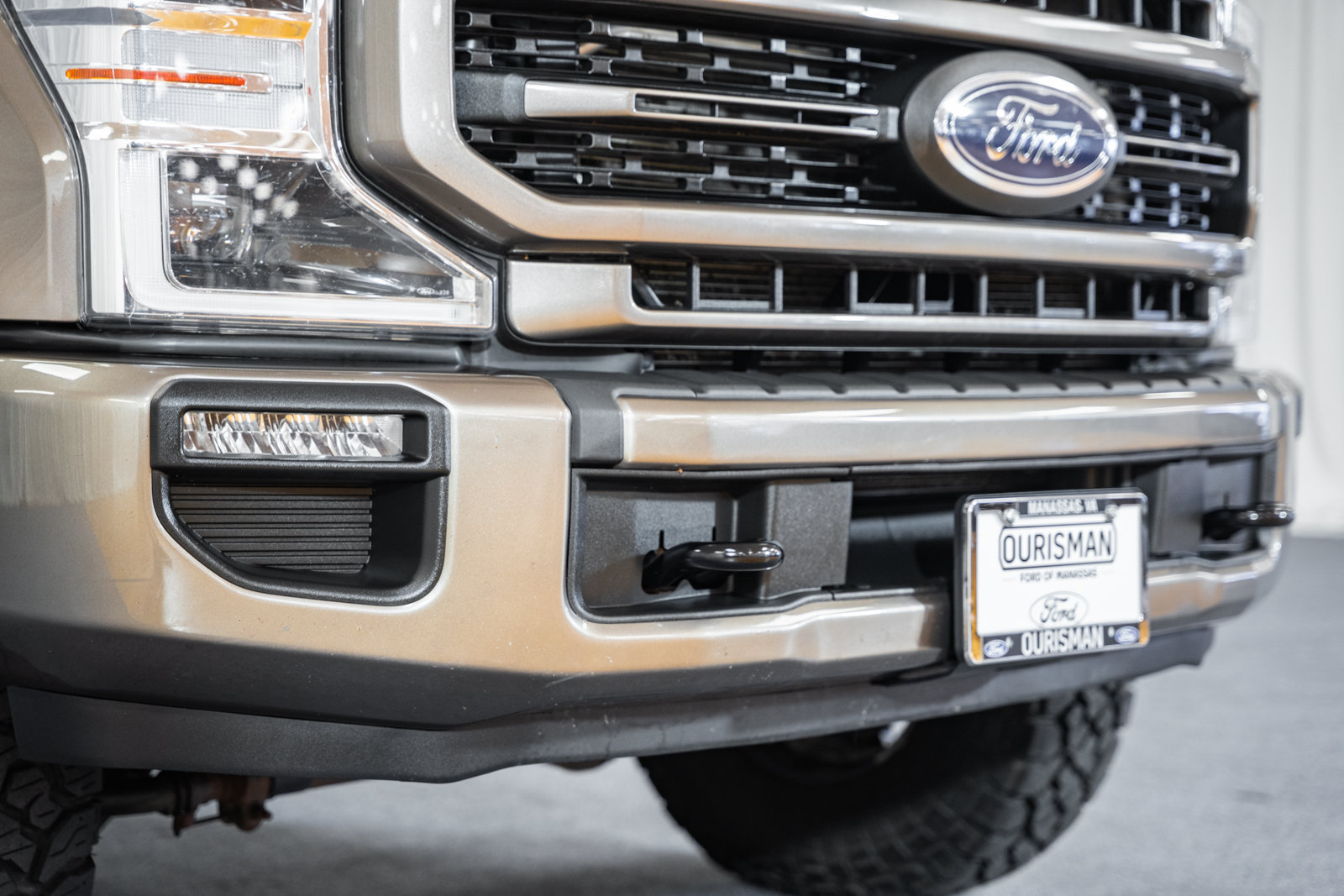 Certified 2022 Ford F350 Lariat w/ Tremor Off-Road Package AWD/4WD image 12
