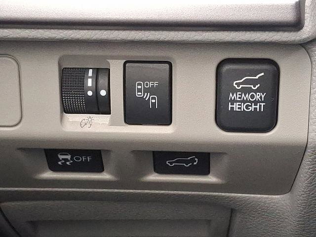 Used 2018 Subaru Forester 2.5i Limited w/ Popular Package #2 image 24