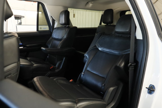 Certified 2025 Ford Expedition Max Platinum AWD/4WD image 32