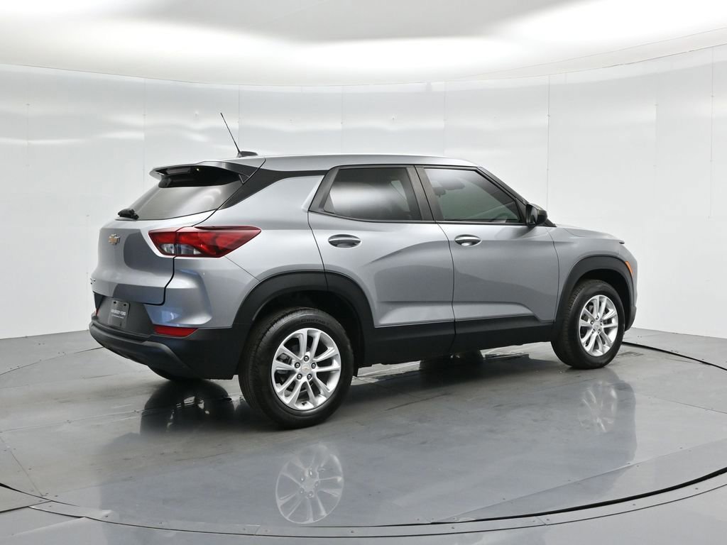 Used 2024 Chevrolet TrailBlazer LS image 11