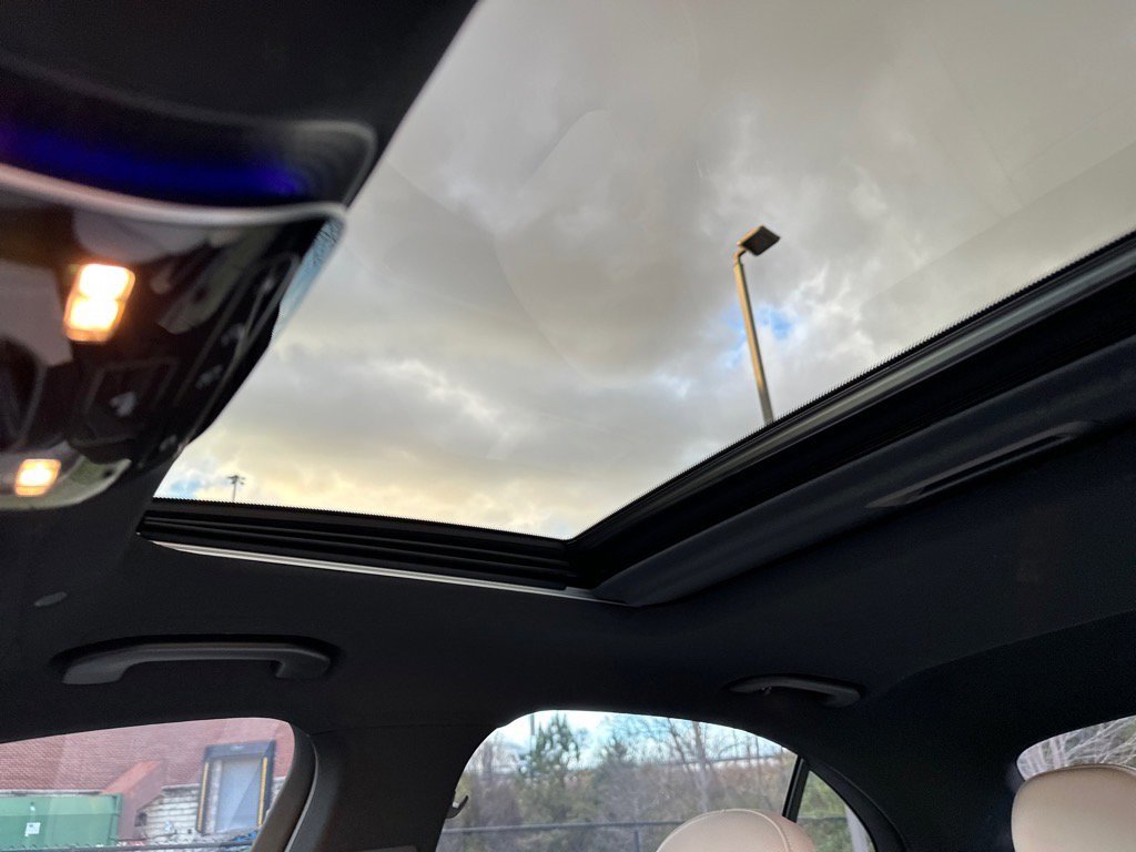 Used 2022 Mercedes-Benz C 300 Sedan image 23