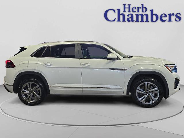 Used 2024 Volkswagen Atlas Cross Sport SEL R-Line AWD/4WD image 10