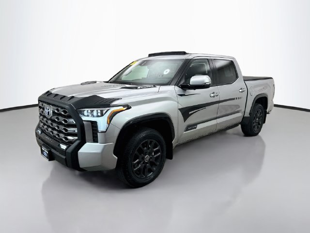Used 2024 Toyota Tundra Platinum AWD/4WD image 3