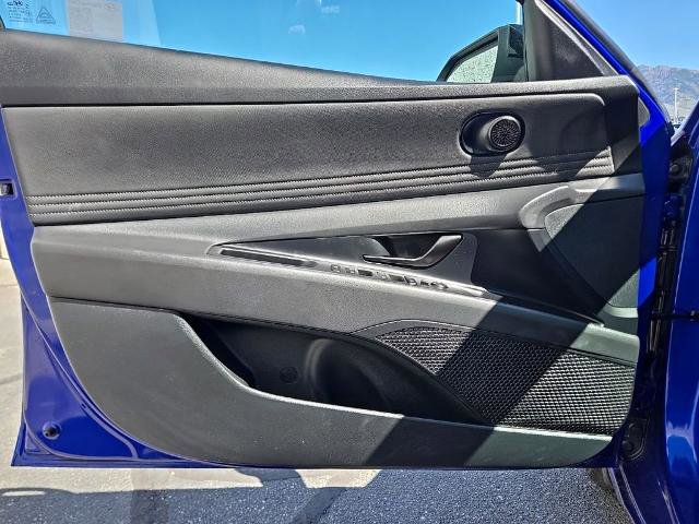 Used 2025 Hyundai Elantra Sport FWD image 16