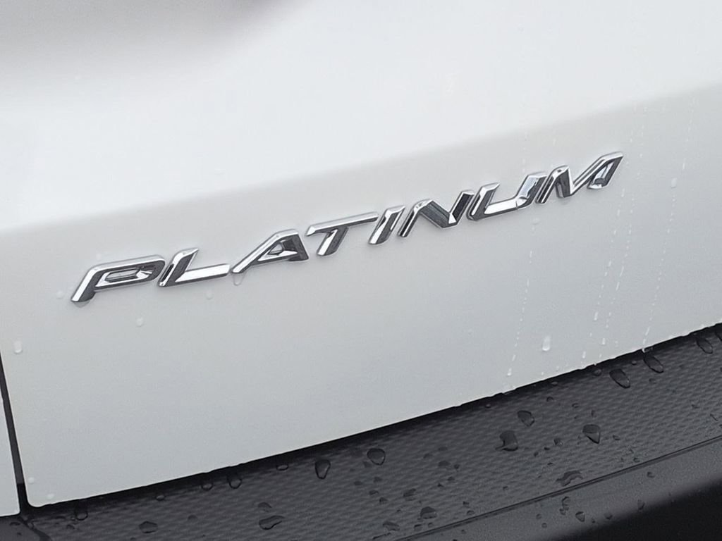 Certified 2023 Ford Escape Platinum AWD/4WD image 26