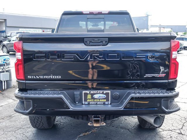 Used 2024 Chevrolet Silverado 2500 ZR2 w/ Technology Package AWD/4WD image 8