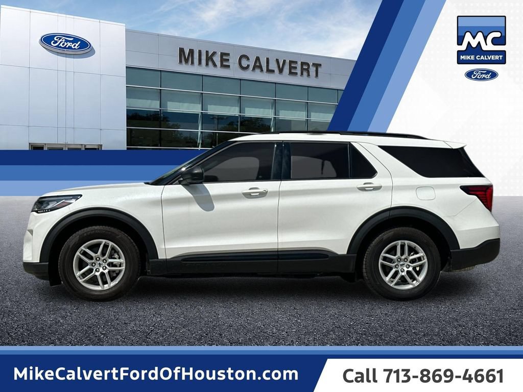 Certified 2026 Ford Explorer Active RWD image 2